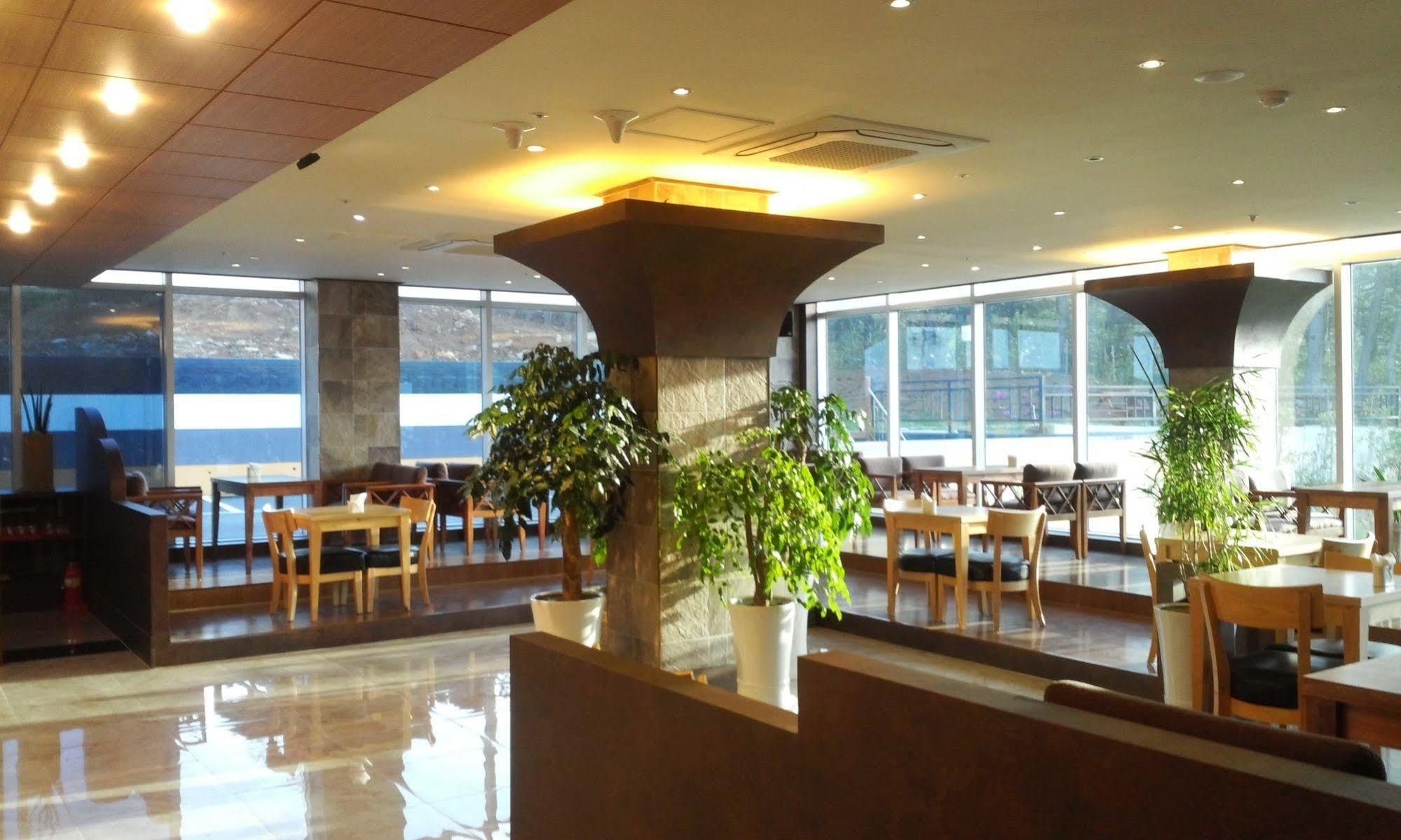 Dome Hotel Geoje Exterior photo