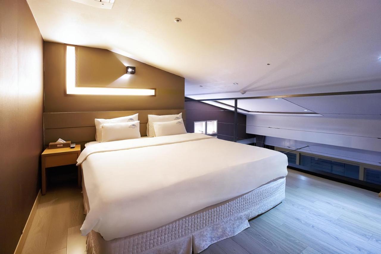 Dome Hotel Geoje Exterior photo