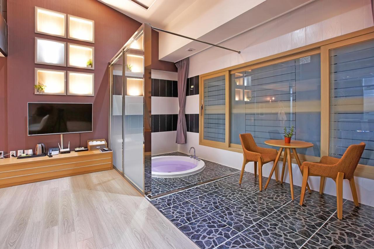 Dome Hotel Geoje Exterior photo